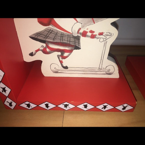 SOLD Olivia the Pig Wooden Bookends - Picture 7 of 10